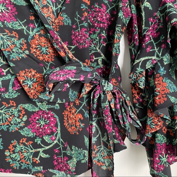 LIKELY Night Garden Wren Wrap Top Size XS - Picture 8 of 11